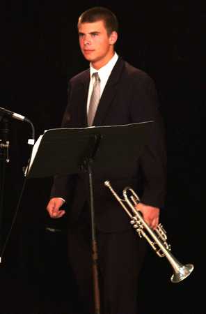 Singer Earl Thomas