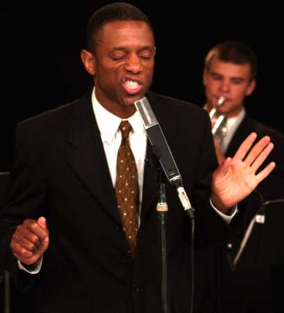 Singer Earl Thomas