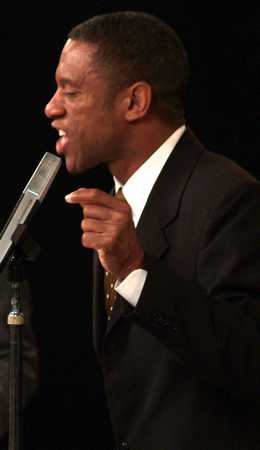 Singer Earl Thomas