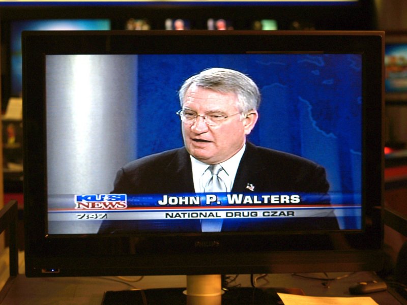 a022726tvs.jpg
