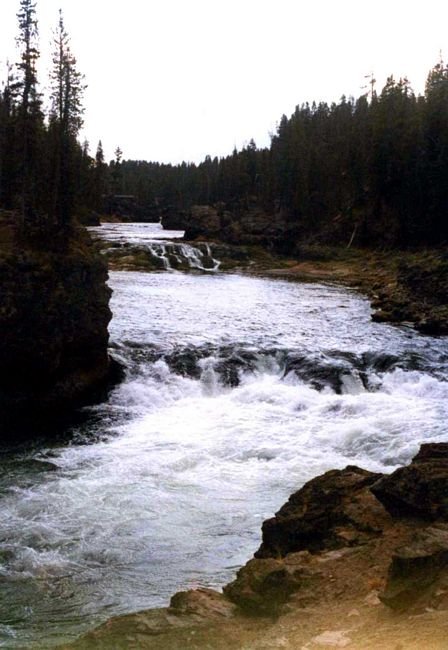 _river800.jpg