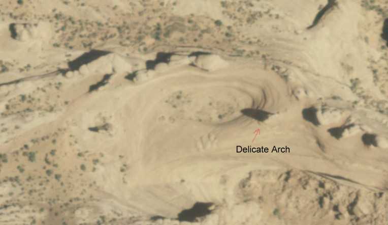 Delicate Arch by Phil Konstantin